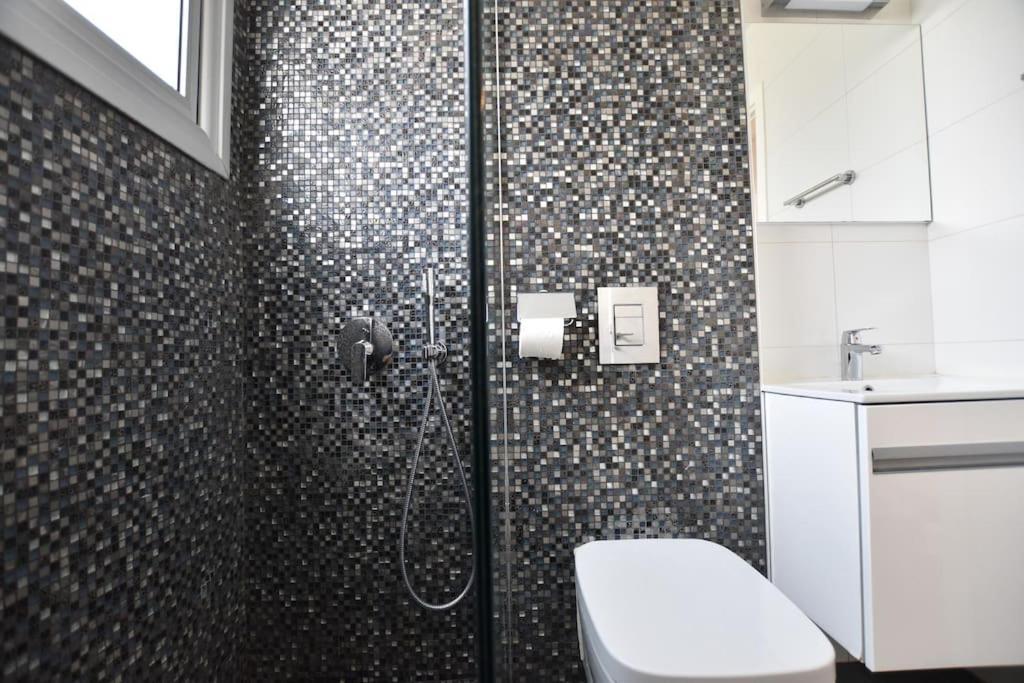 Glabur Stays - The Amazing 1 Bdr - Executive Apt Nicosia Center Free Parking & Wifi Kültér fotó